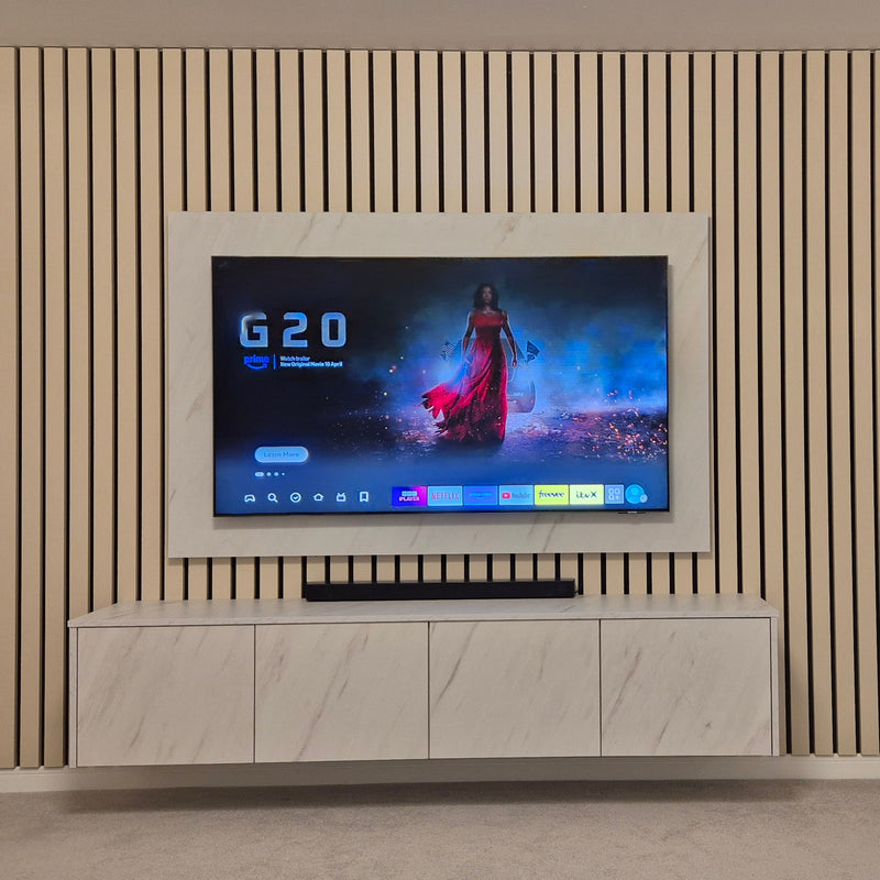 TV Backboard in White Levanto Marble