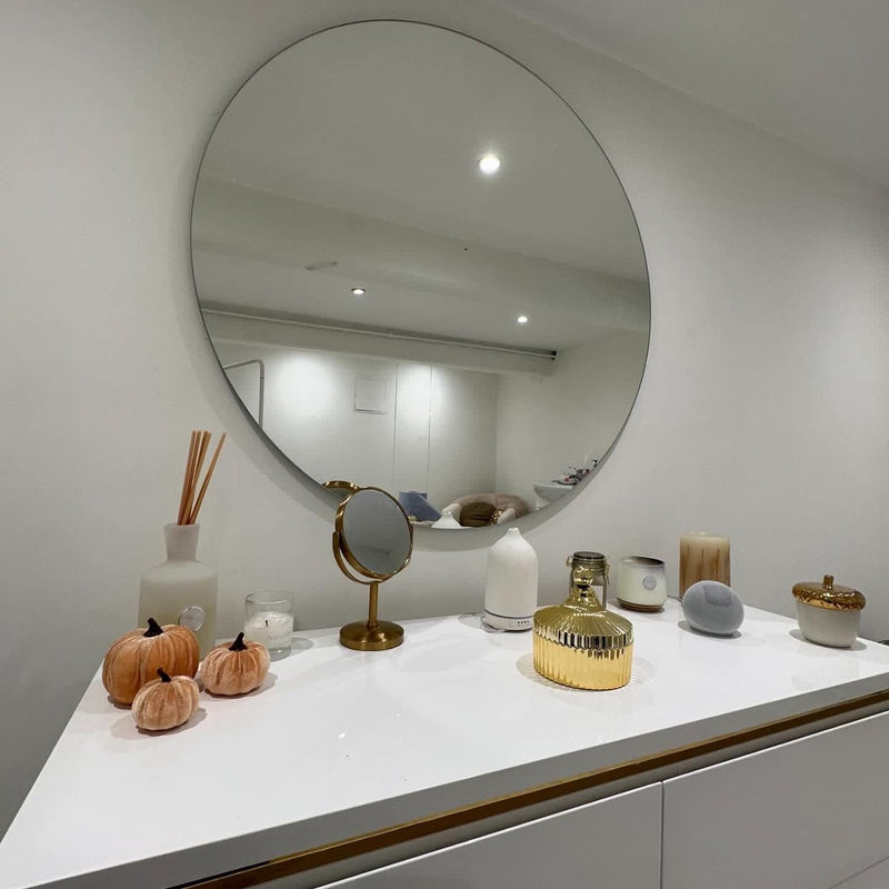 Luxe Supplies Full Moon Mirror